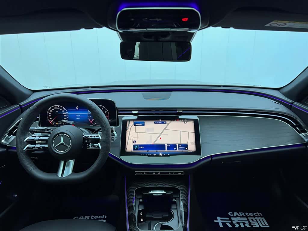 Mercedes-Benz E-Class, 2024 21