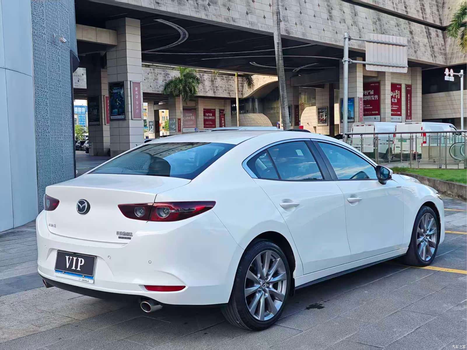 Mazda Mazda3, 2020 все фото