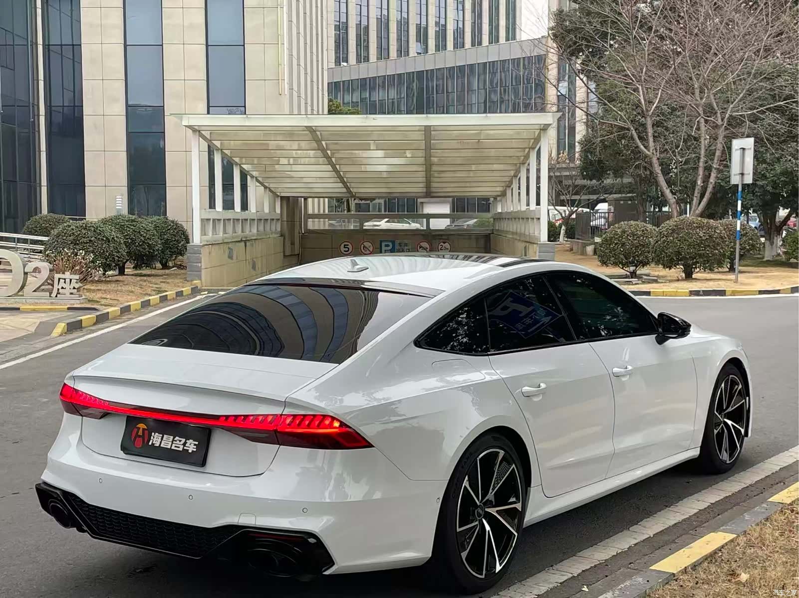 Audi A7, 2021 все фото