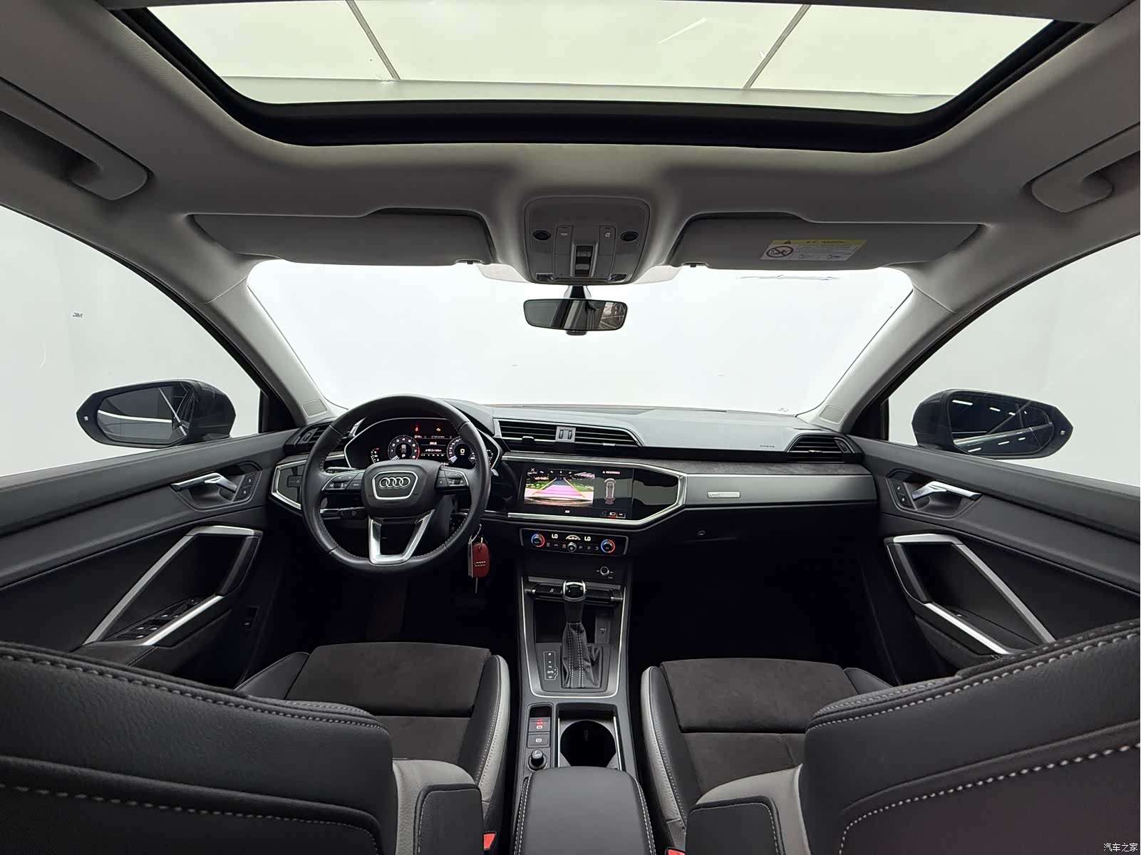 Audi Q3, 2022 9