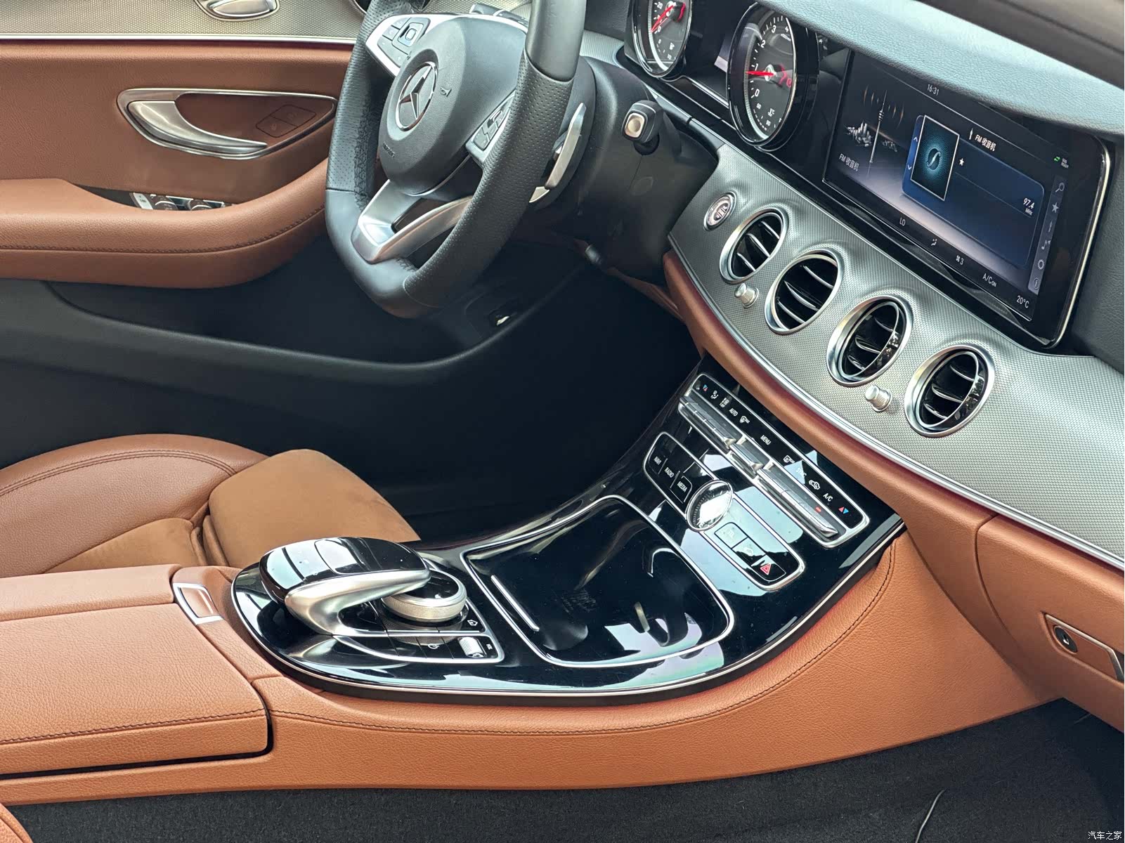 Mercedes-Benz E-Class, 2018 36