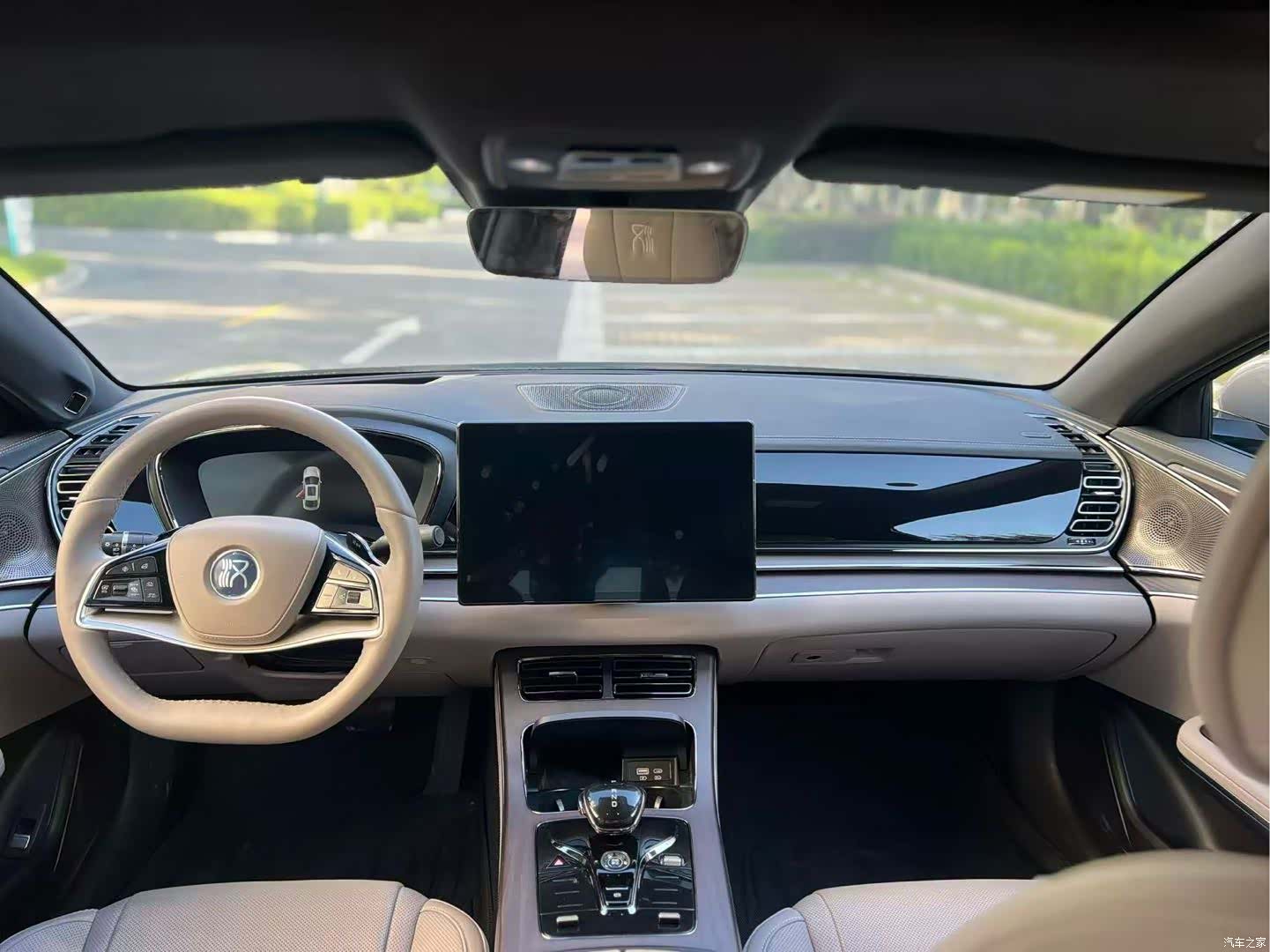 BYD Han, 2025 8