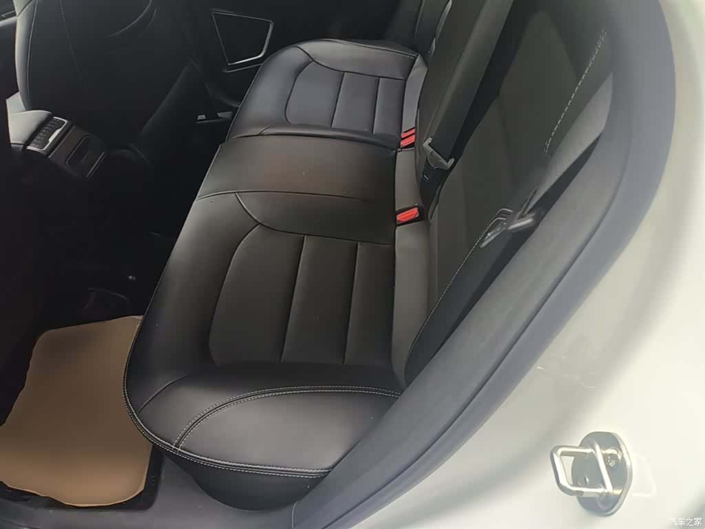 Geely Emgrand, 2020 17