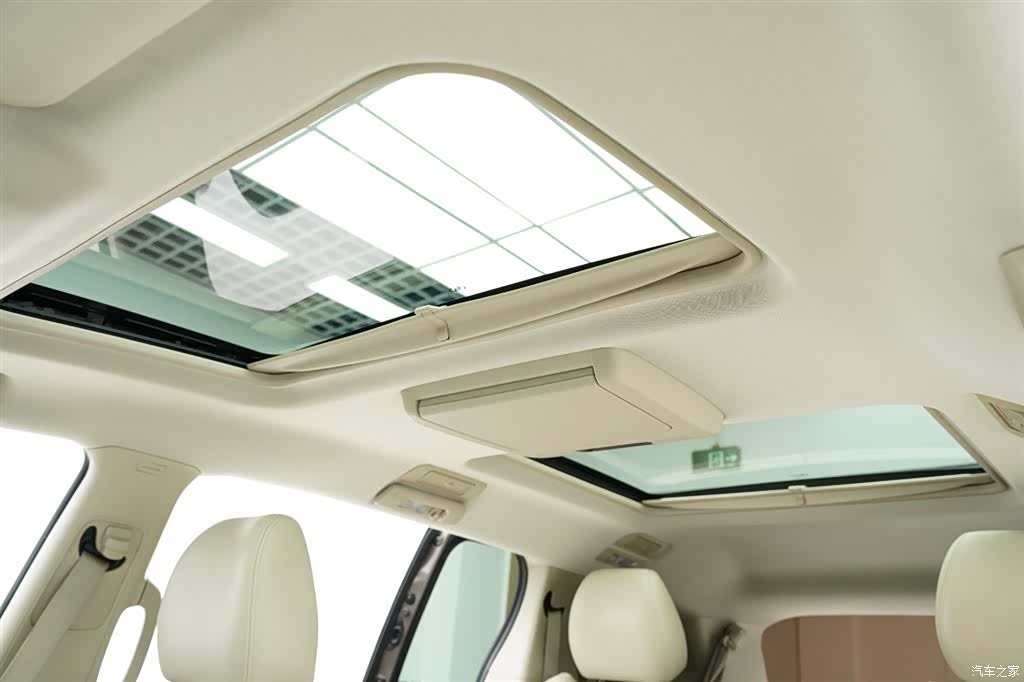 Buick GL8, 2014 24
