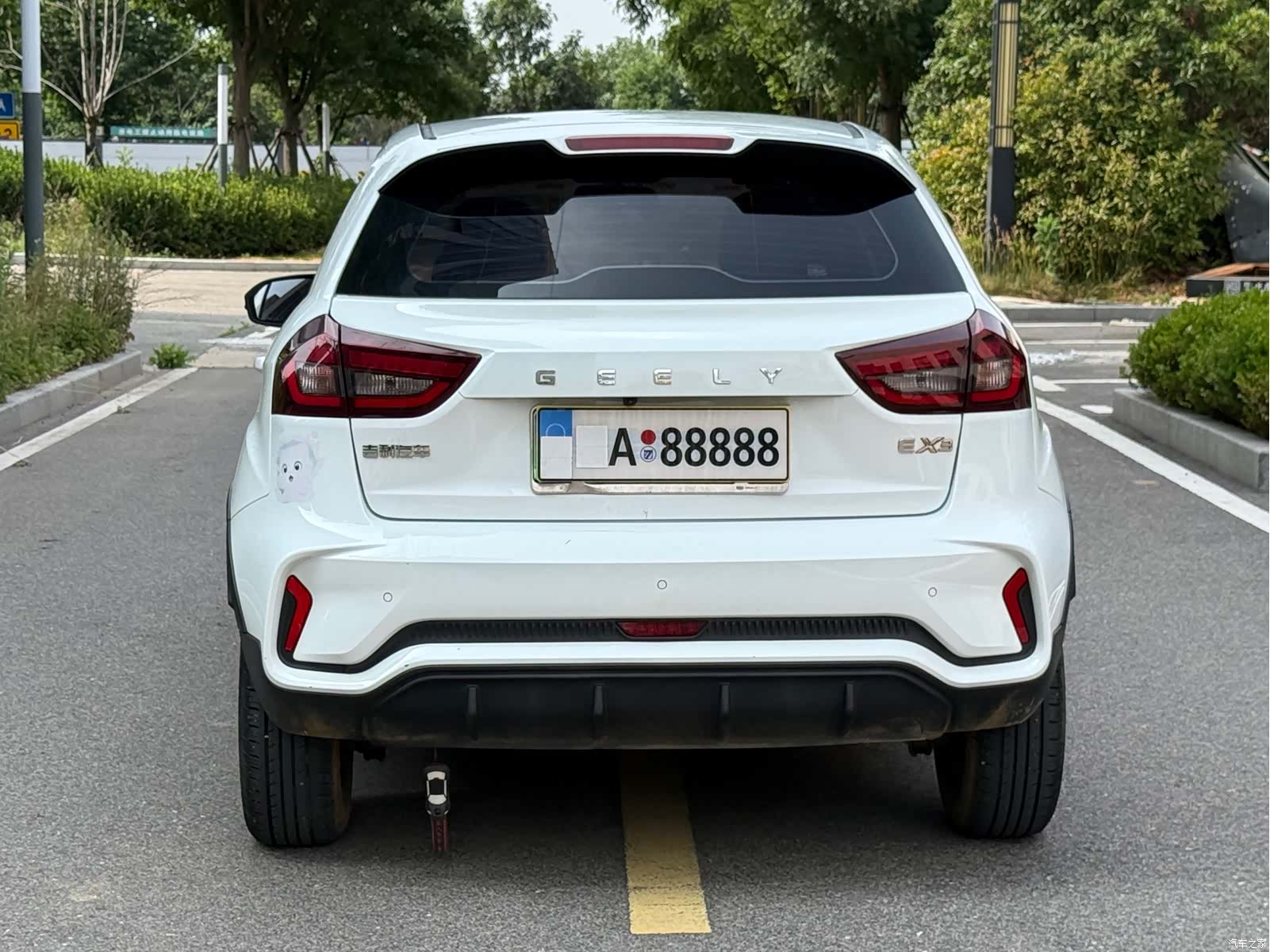 Geely EX3, 2022 4