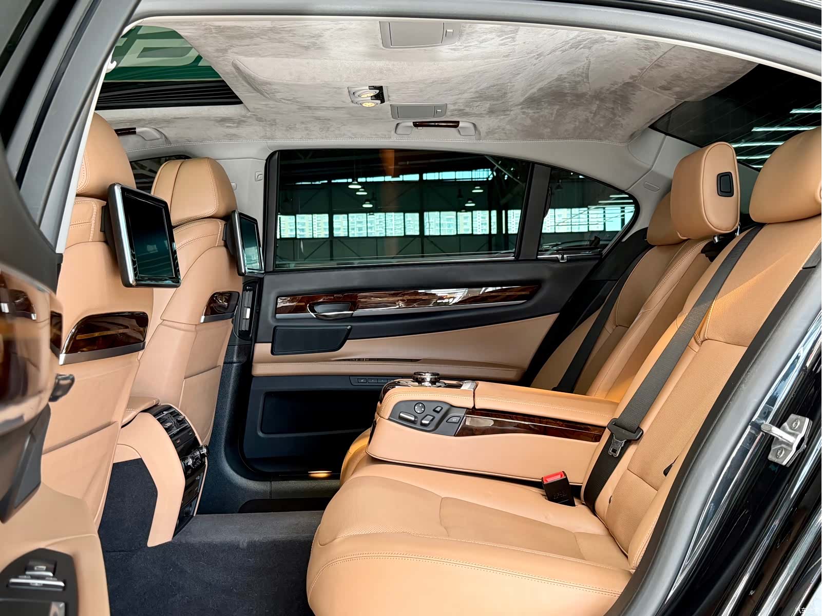 BMW 7 Series, 2014 31