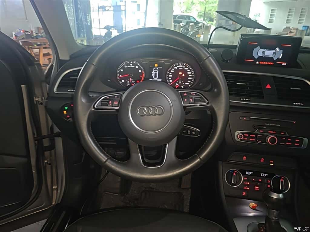 Audi Q3, 2019 11