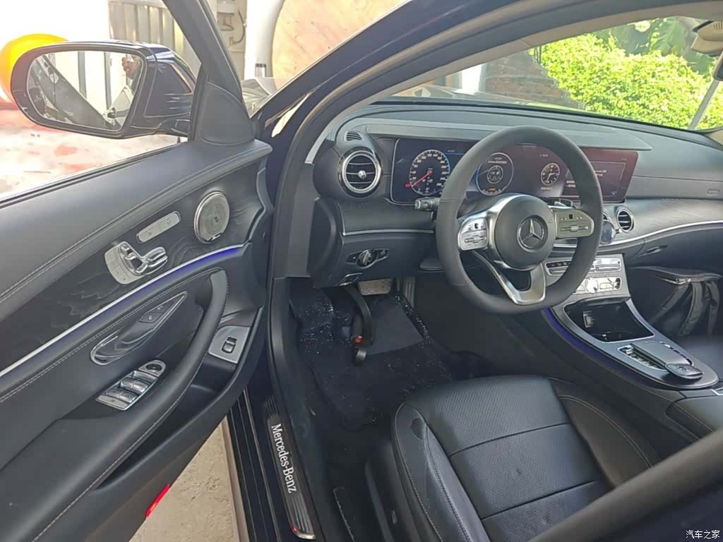Mercedes-Benz E-Class, 2019 16