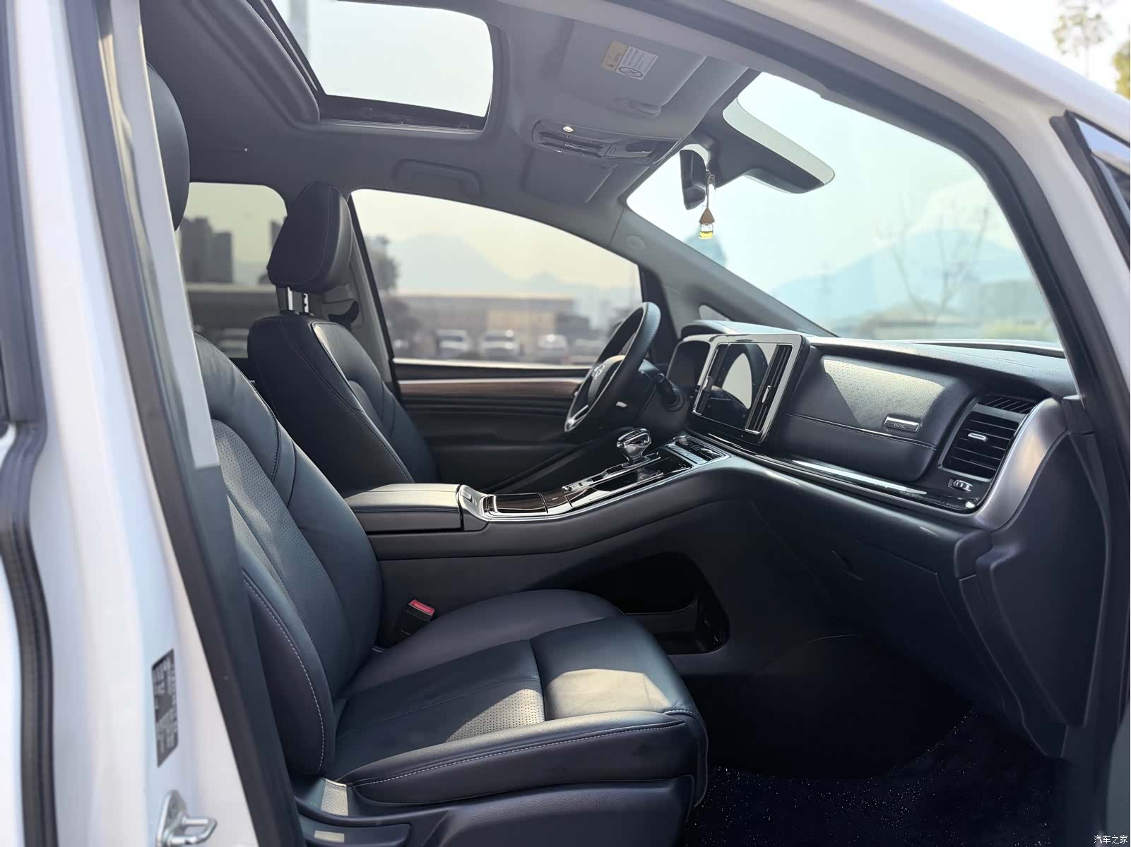 Trumpchi M8, 2021 12