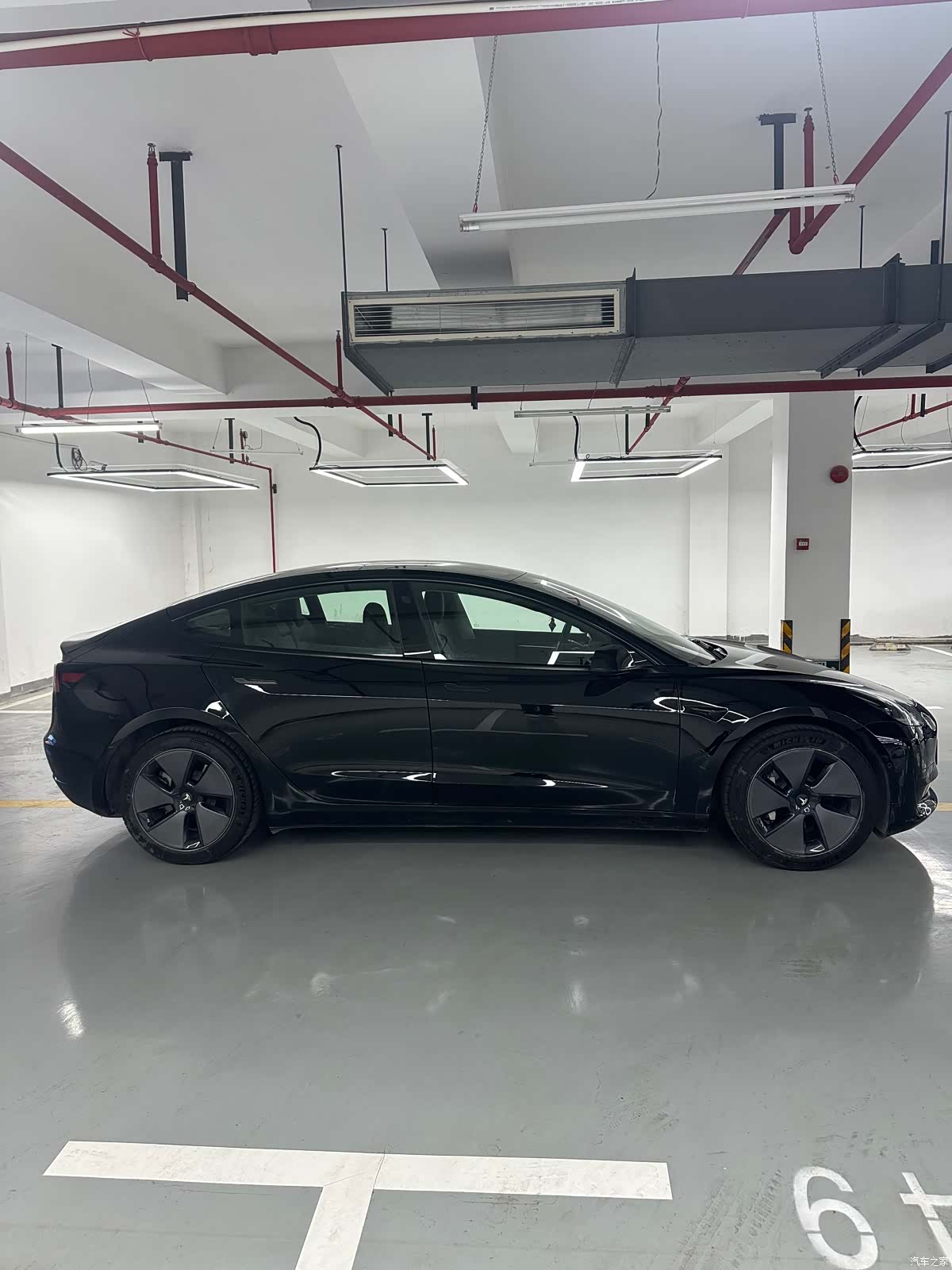 Tesla Model 3, 2021 4