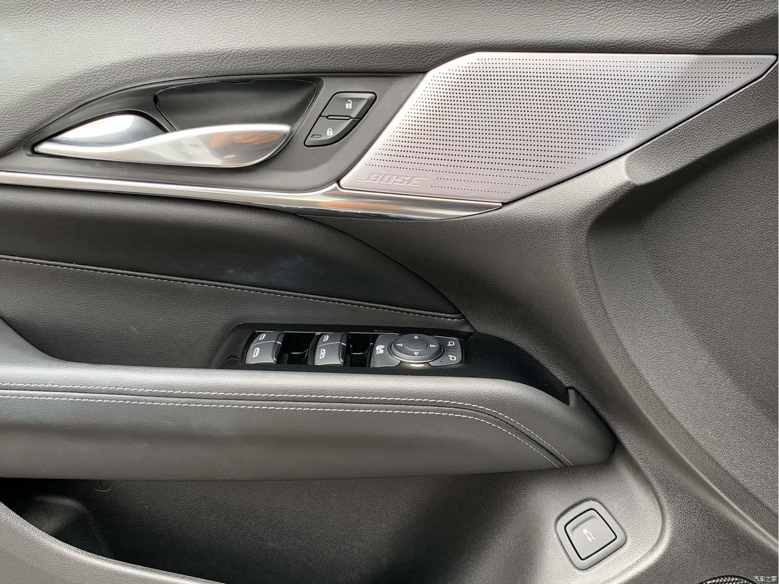 Cadillac CT4, 2023 21