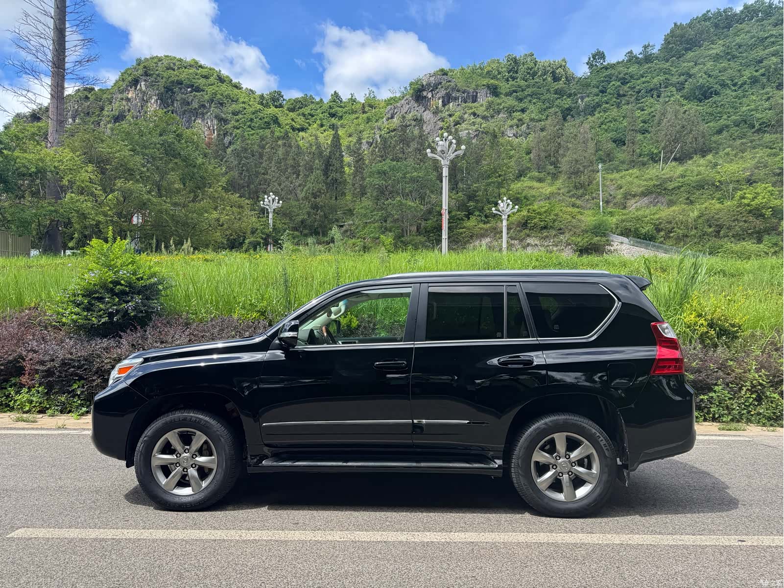 Lexus GX, 2012 3