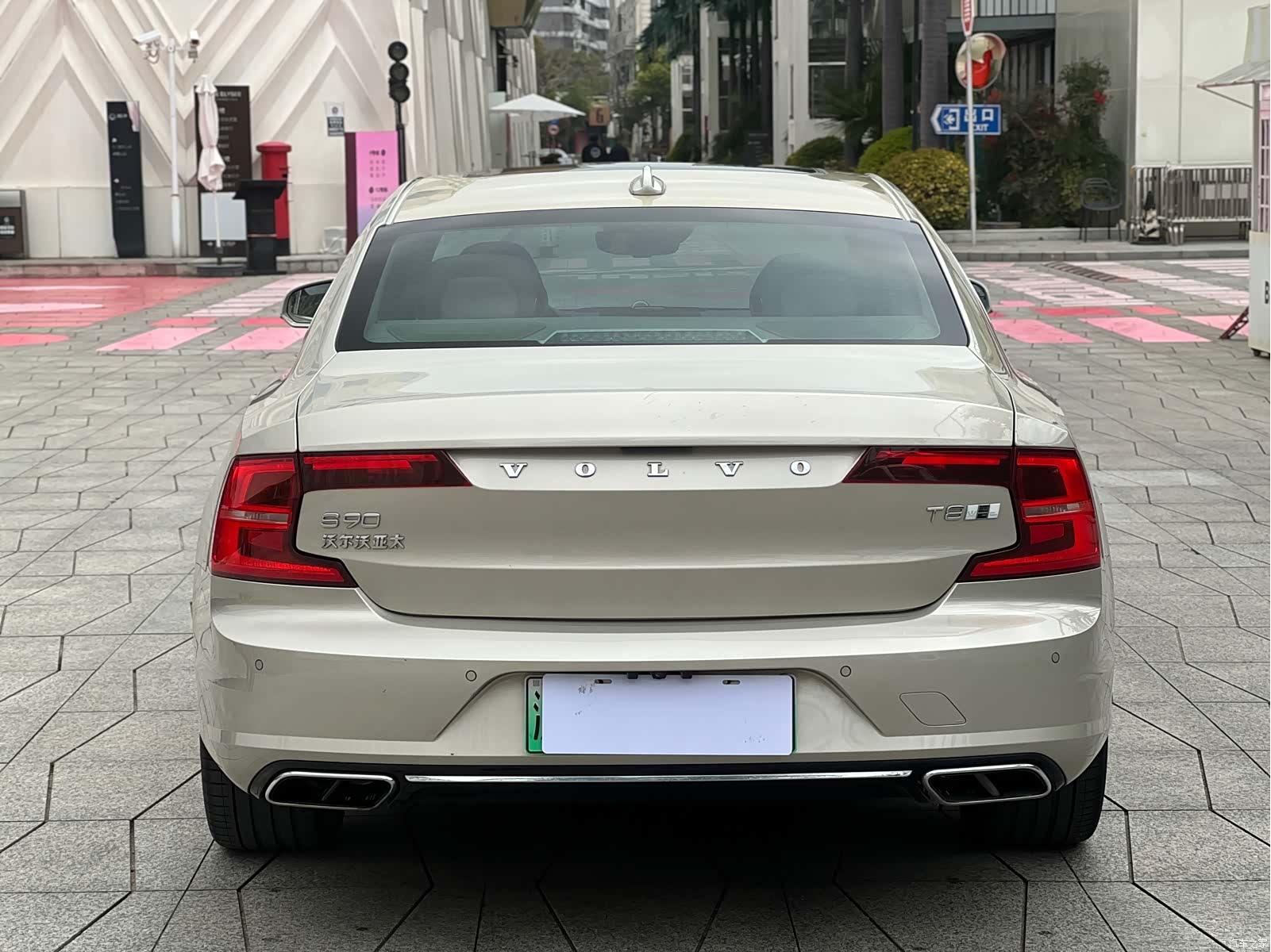 Volvo S90, 2019 все фото
