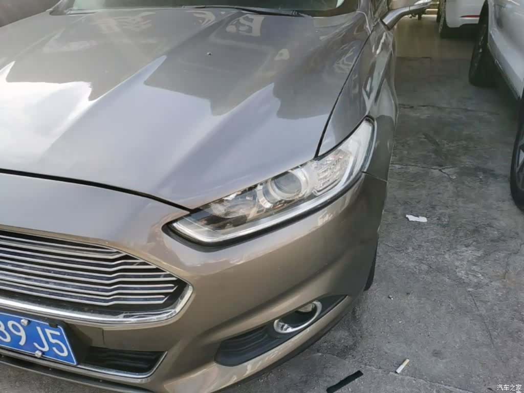 Ford Mondeo, 2014 24