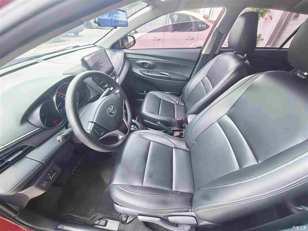 Toyota YARiS L, 2023 4