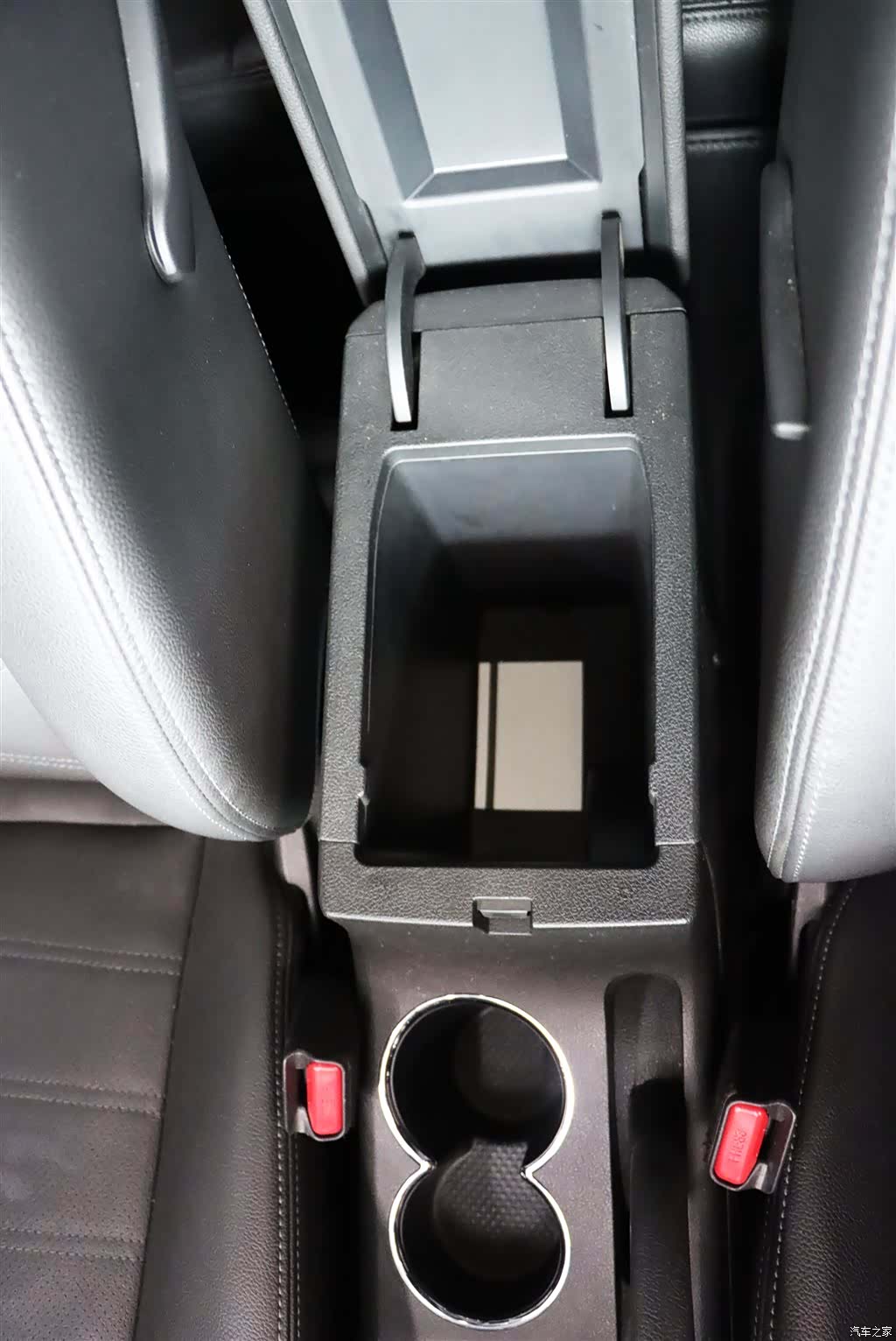 BAIC X65, 2015 18