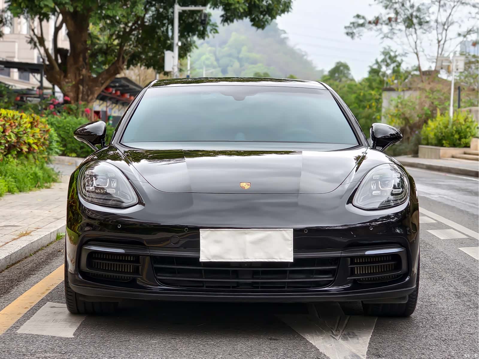 Porsche Panamera, 2019 2