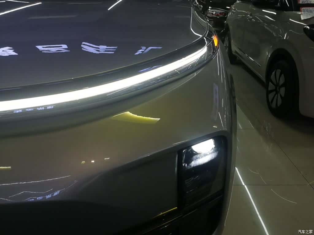 Li Auto L8, 2023 24