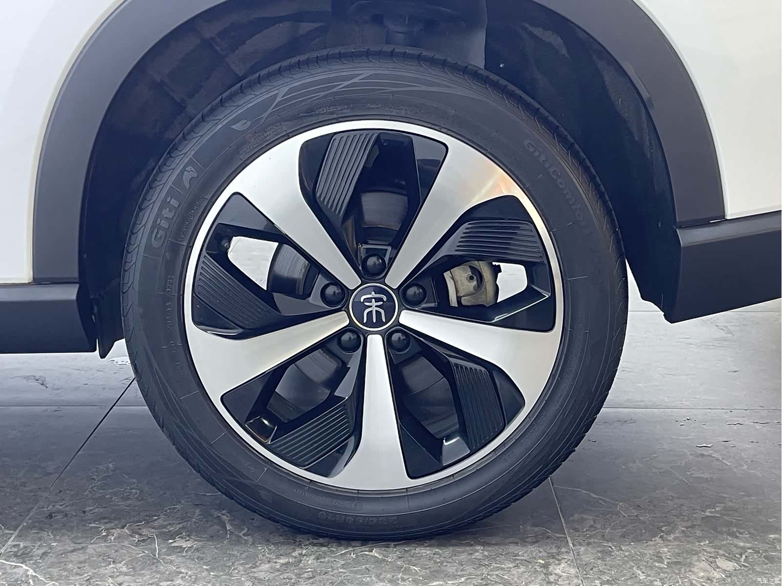 BYD Song, 2022 8