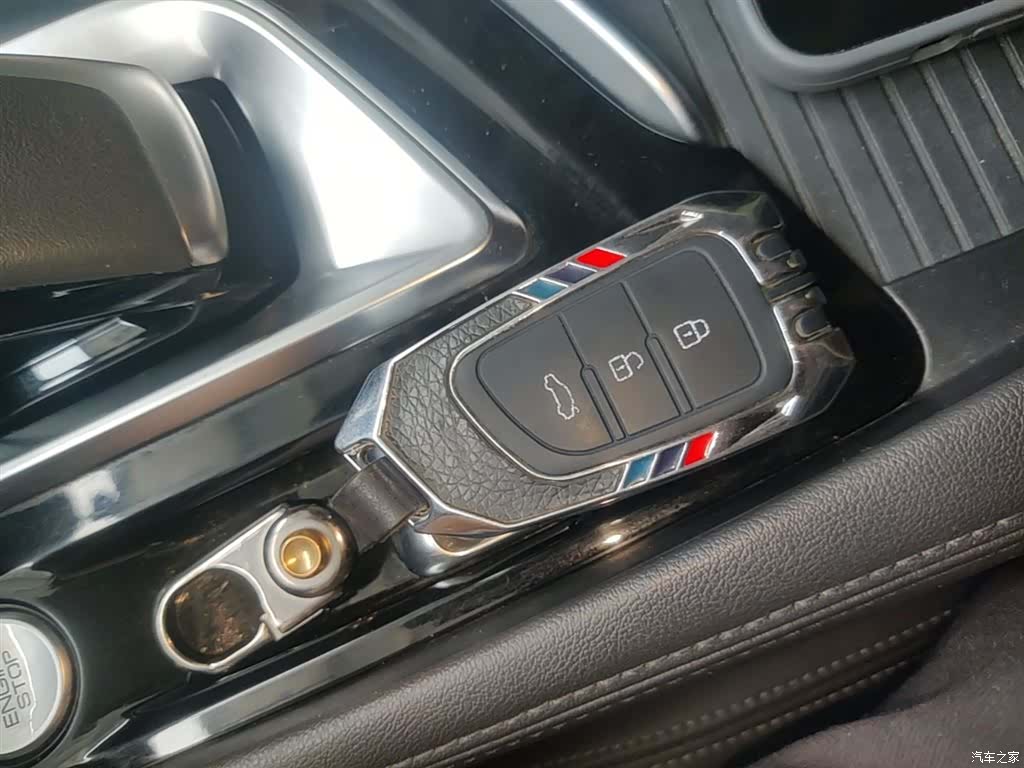 DongFeng AX7, 2019 9