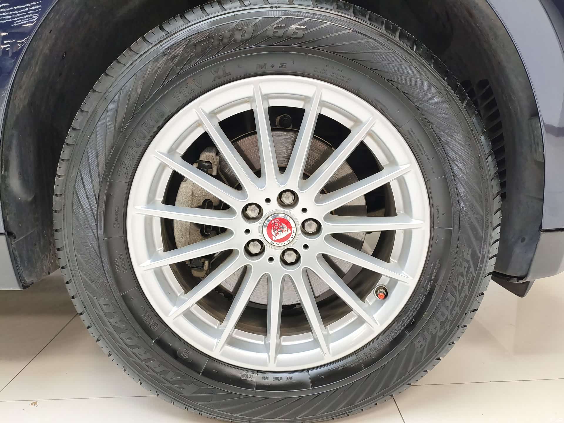 Jaguar F-PACE, 2019 19