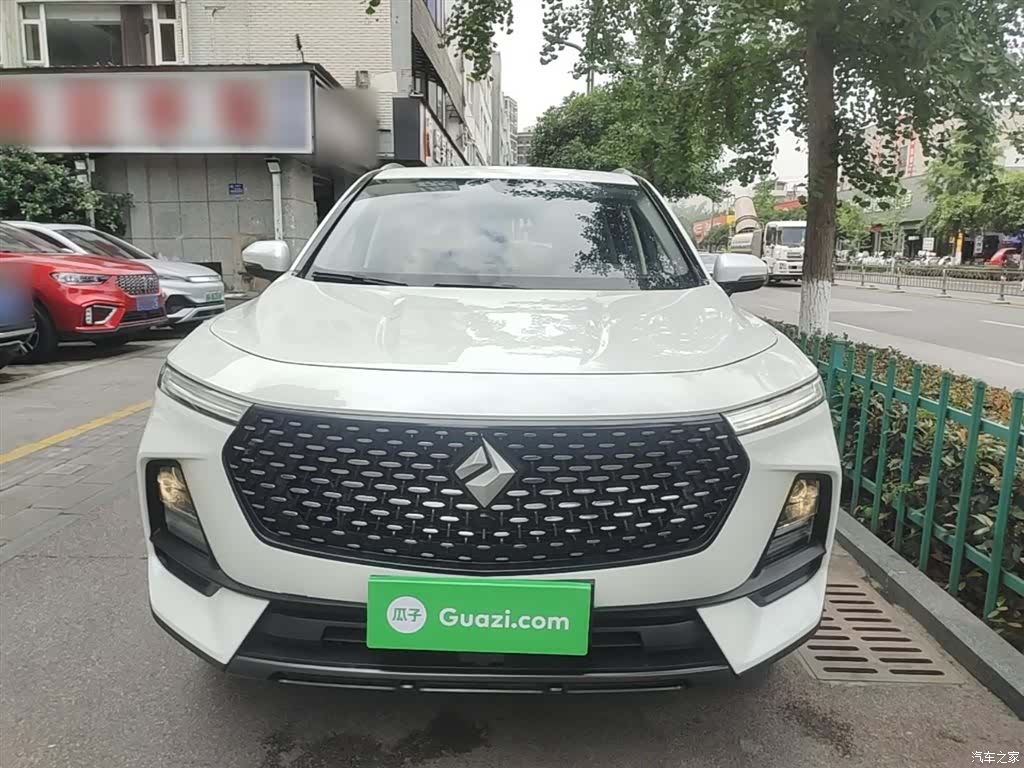 Wuling RS-5, 2020 3