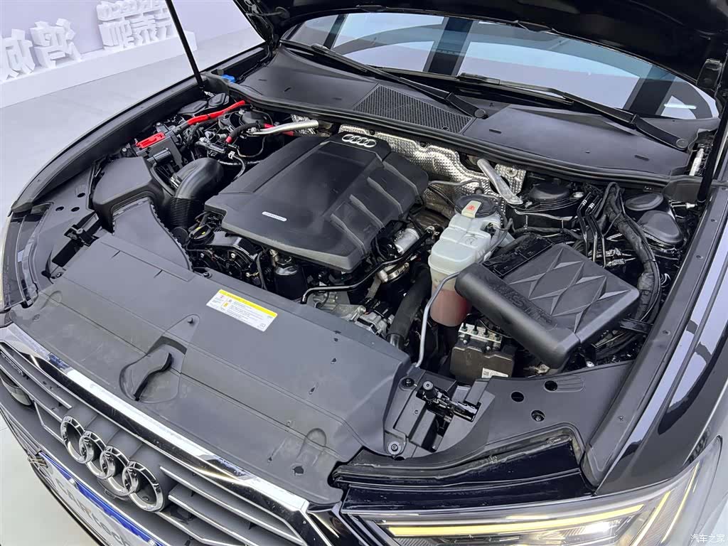 Audi A6L, 2020 26