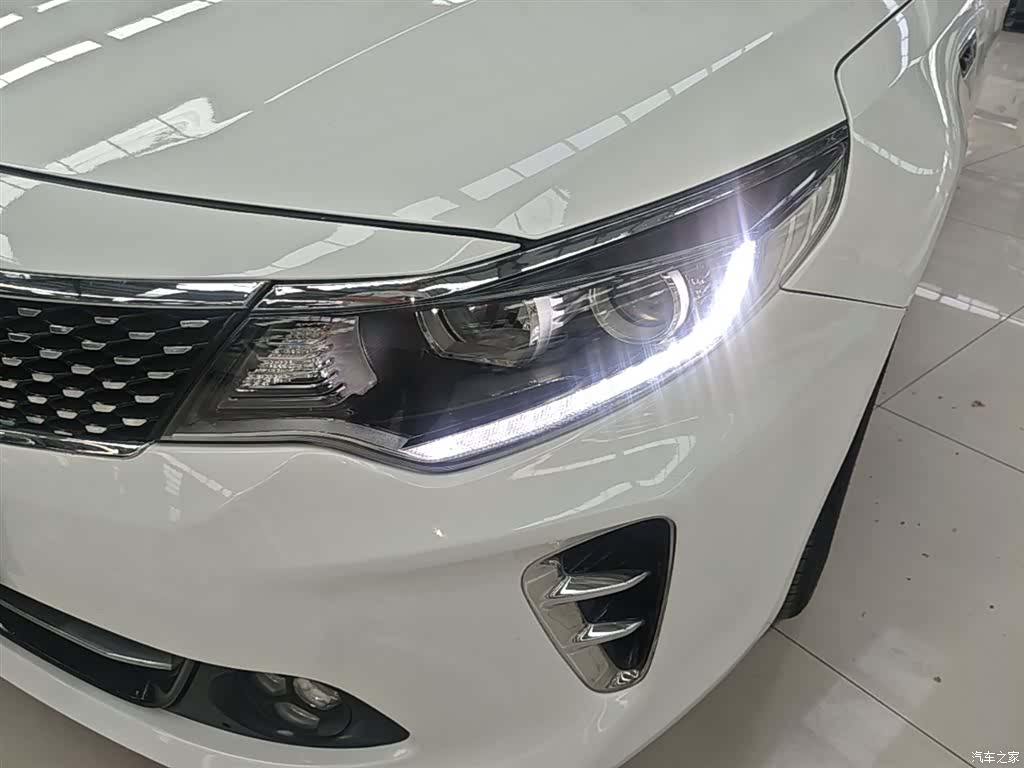 Kia K5, 2017 18