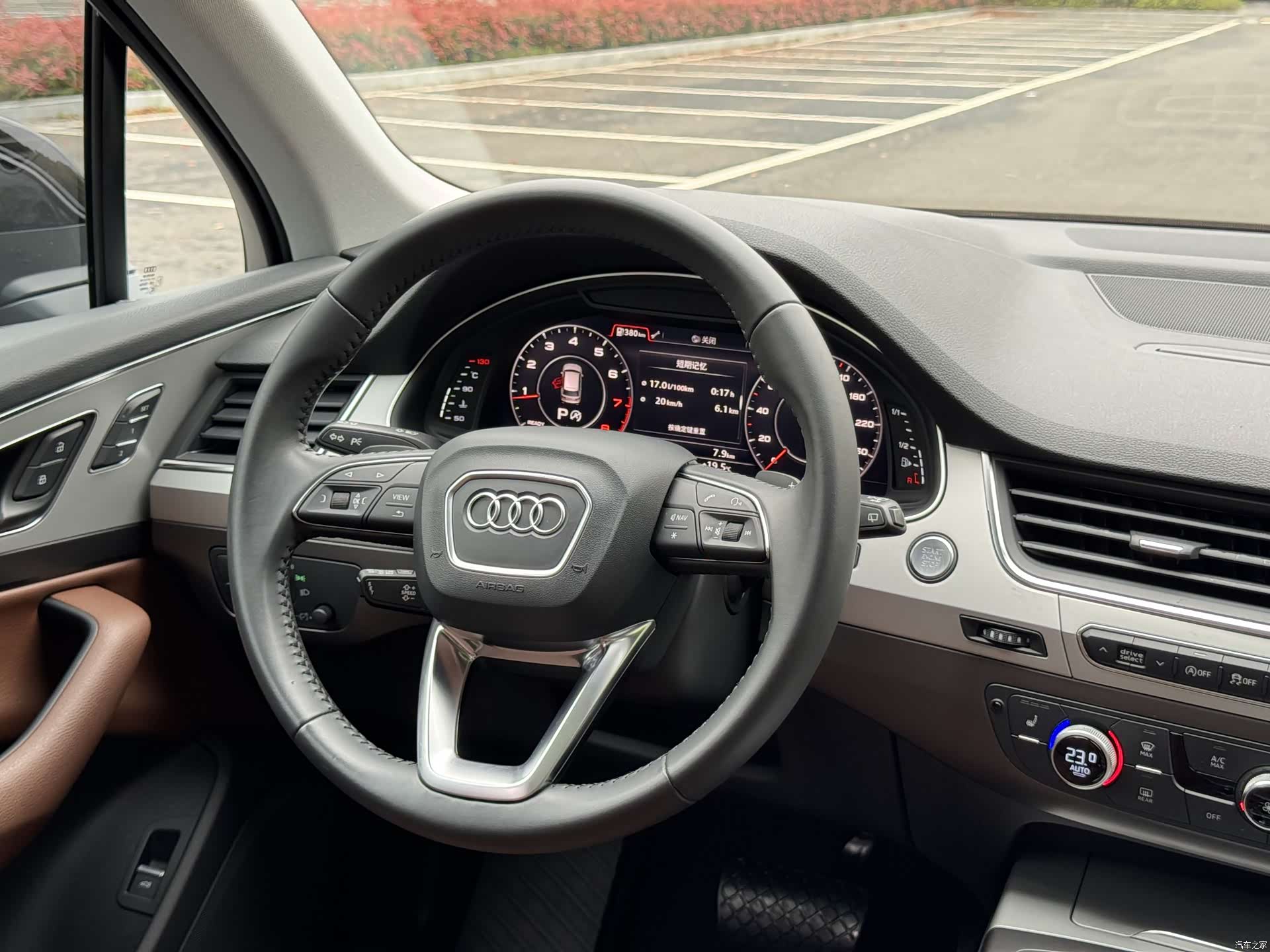 Audi Q7, 2018 10