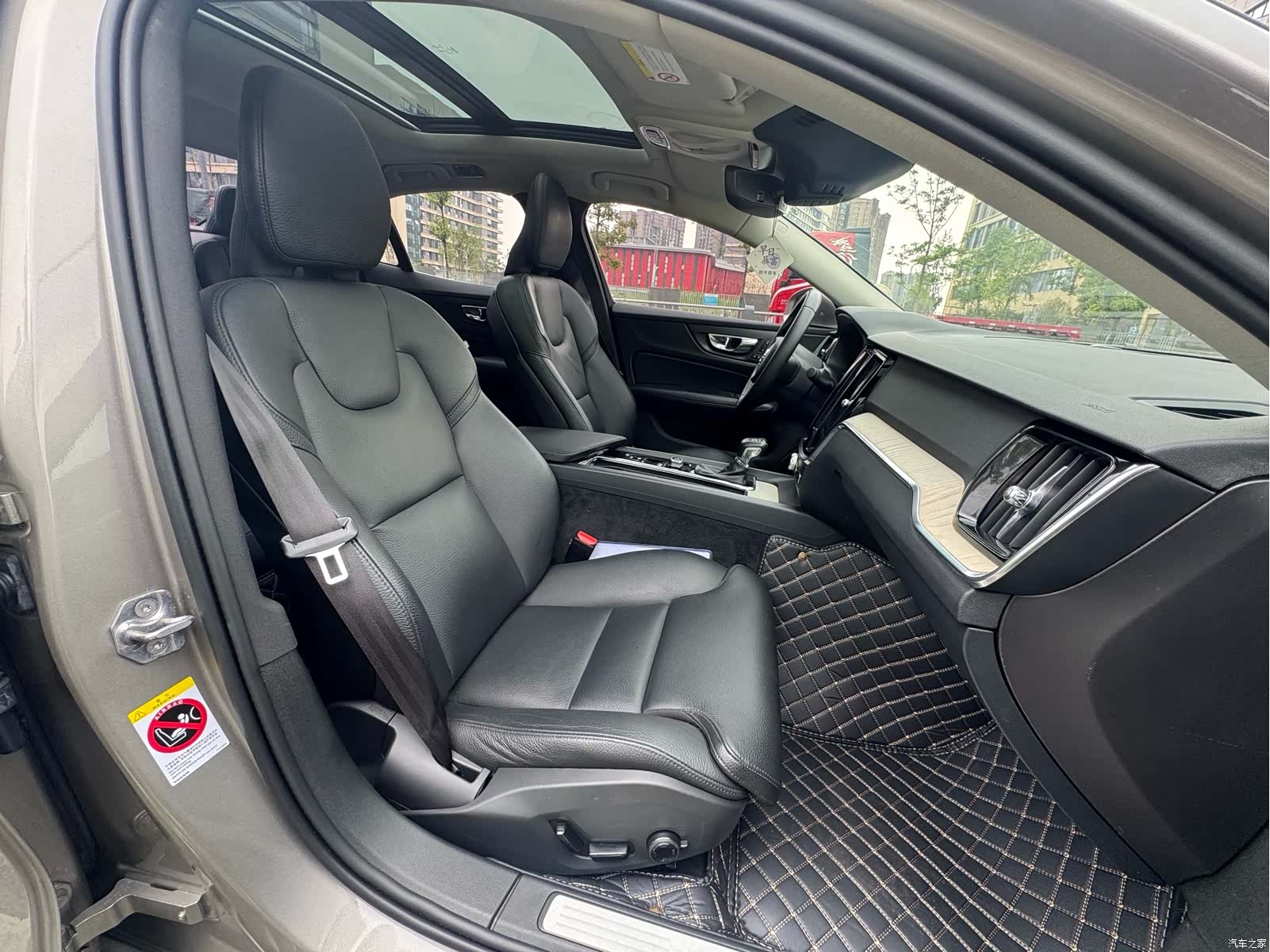 Volvo S60, 2020 11