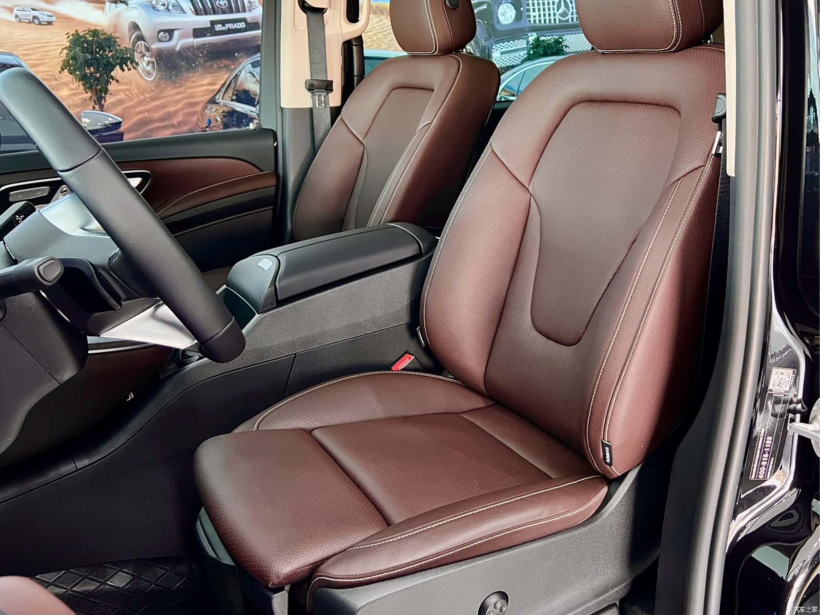 Mercedes-Benz V-Class, 2025 6