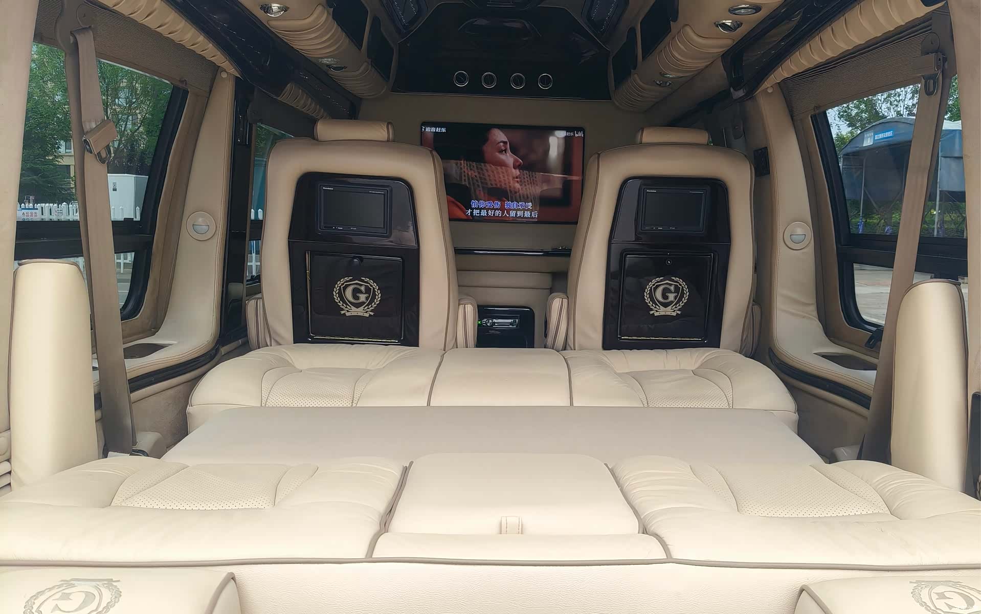 GMC SAVANA, 2012 13