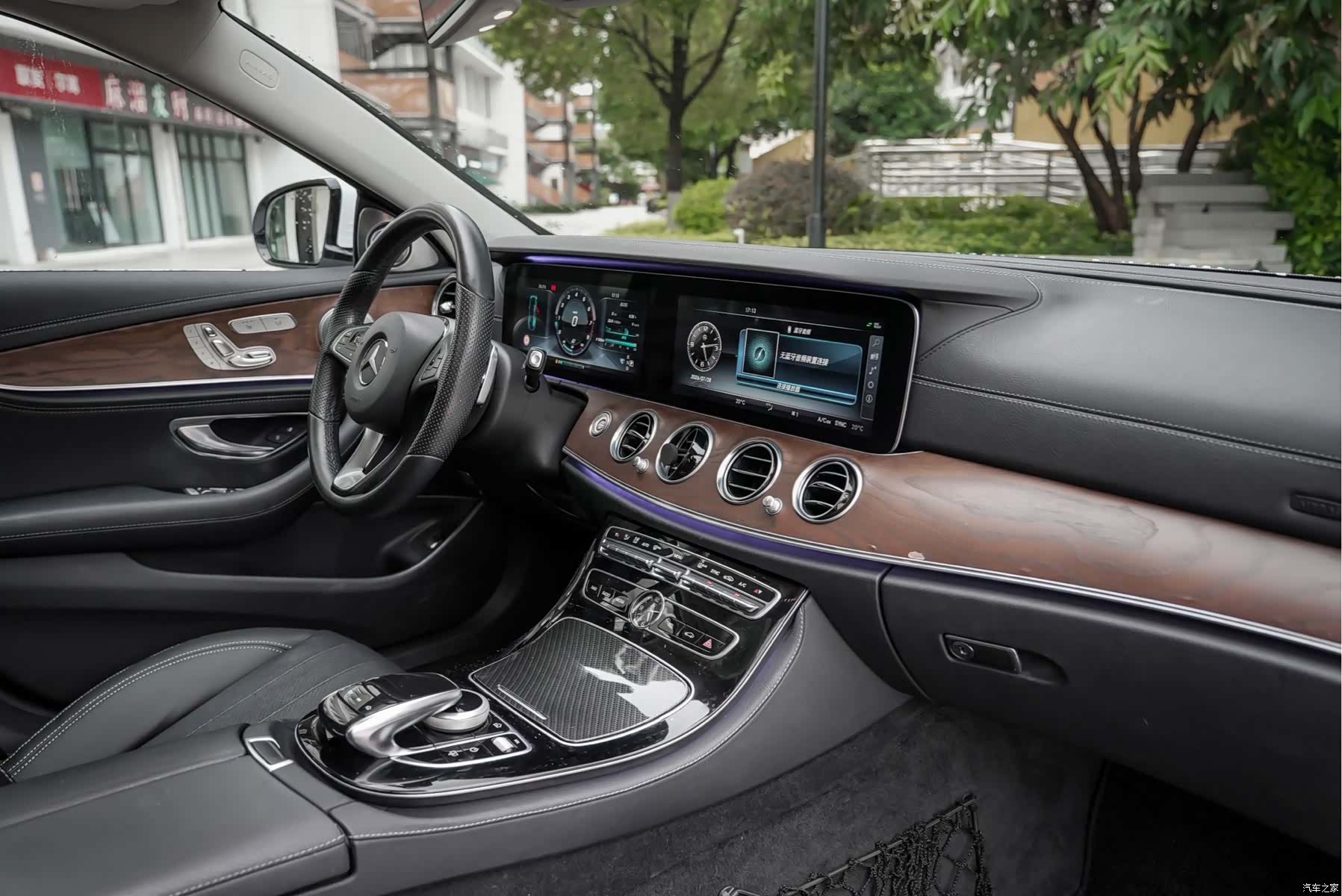 Mercedes-Benz E-Class, 2017 11