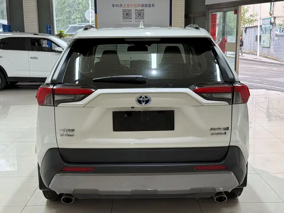 Toyota RAV4 Rongfang