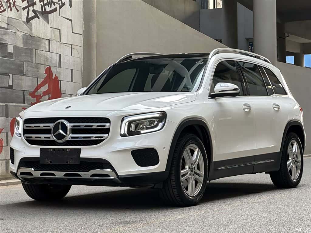 Mercedes-Benz GLB, 2021 1