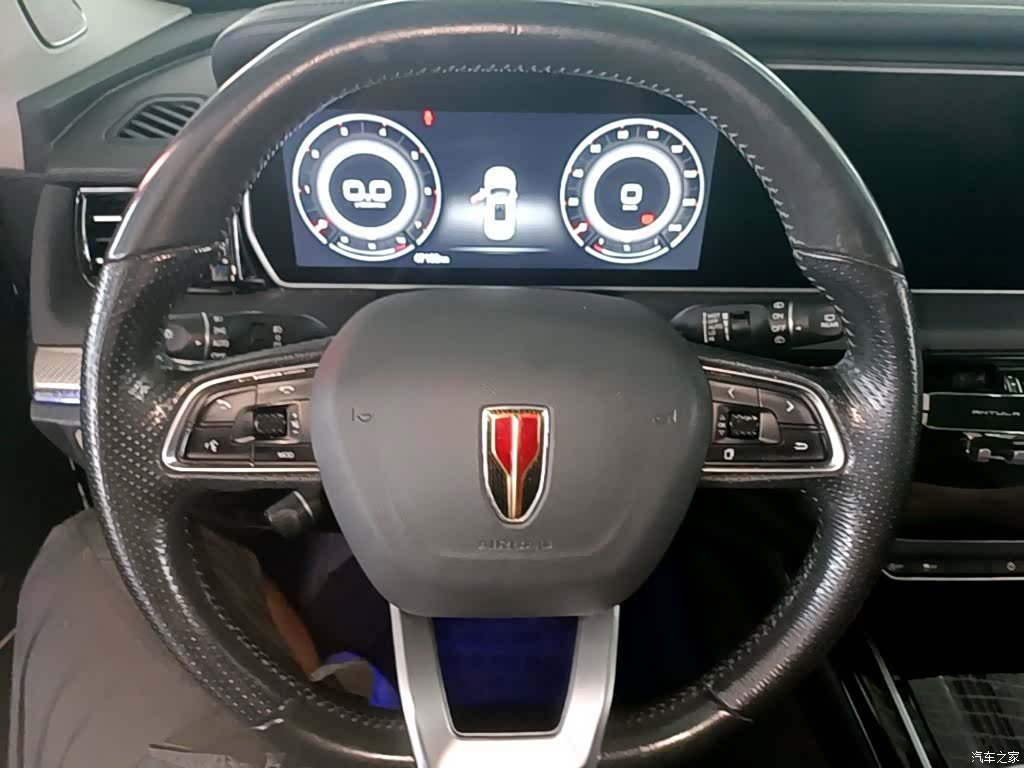 Hongqi HS5, 2021 11