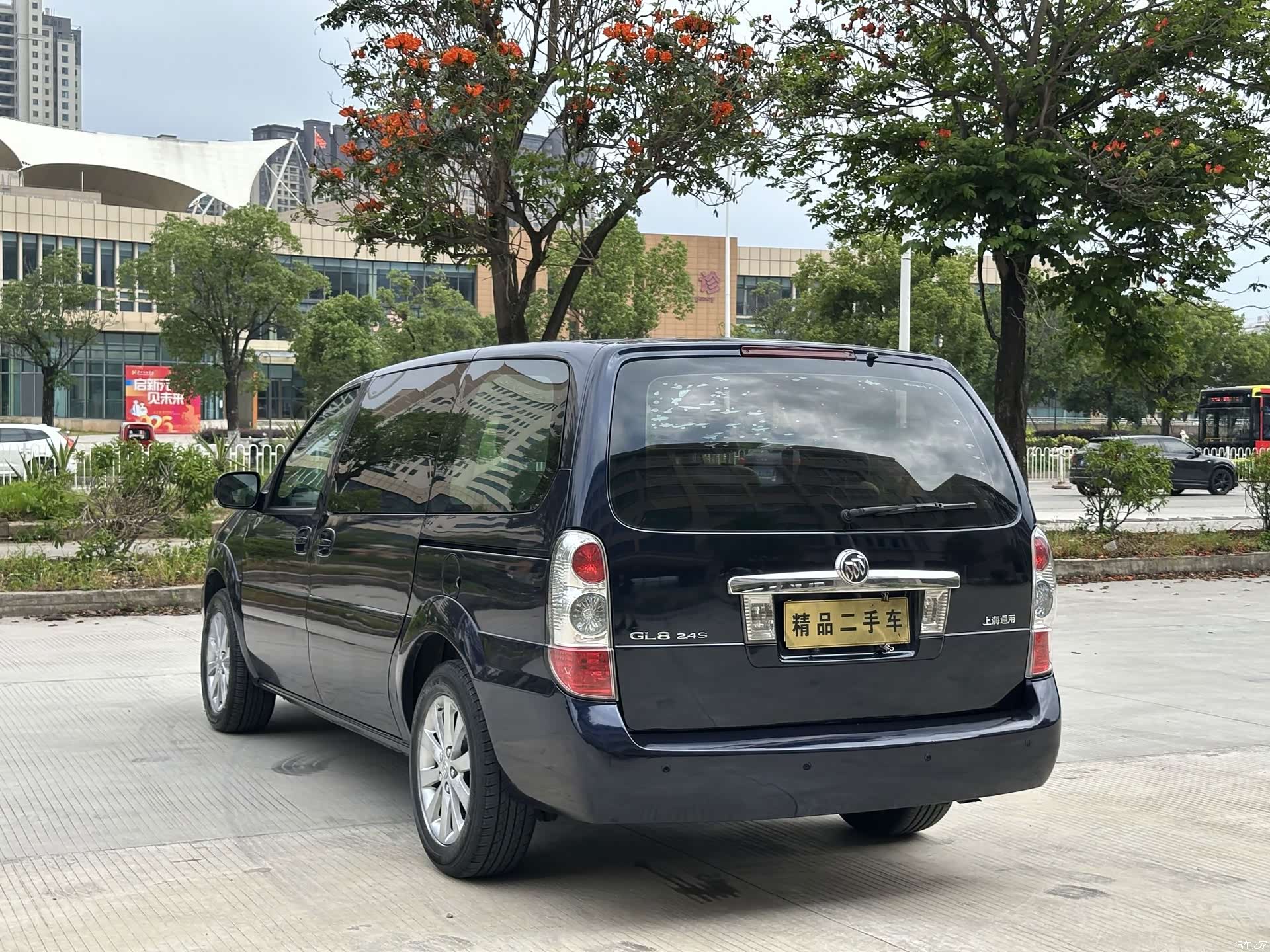 Buick GL8, 2017 8
