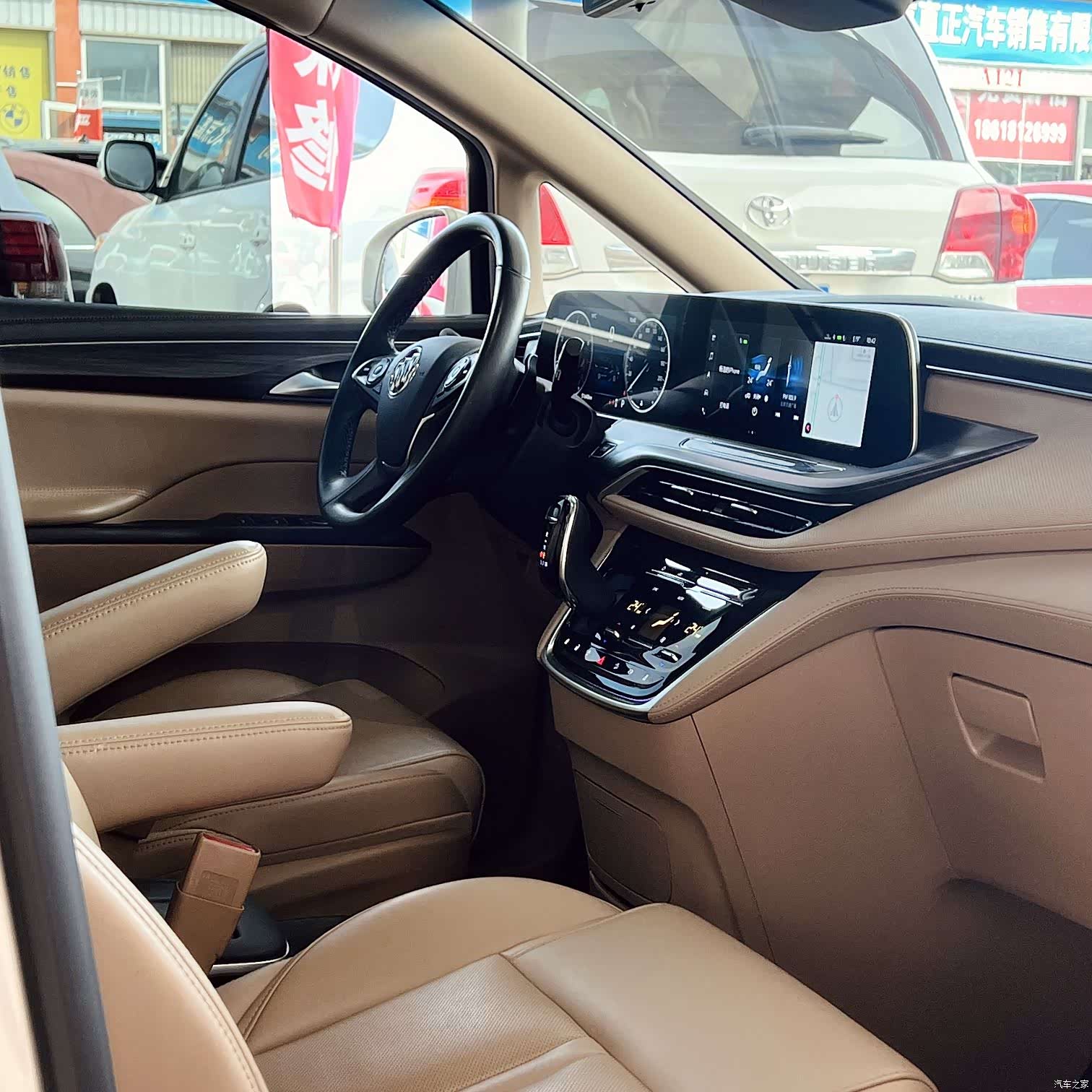Buick GL8, 2021 13