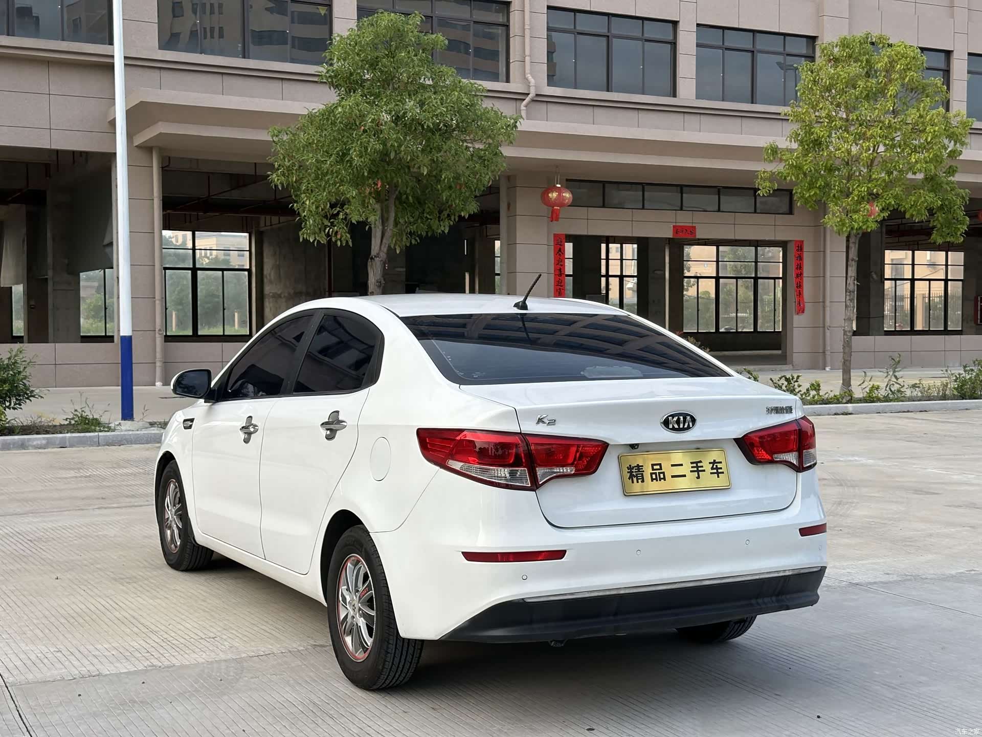 Kia K2, 2015 9