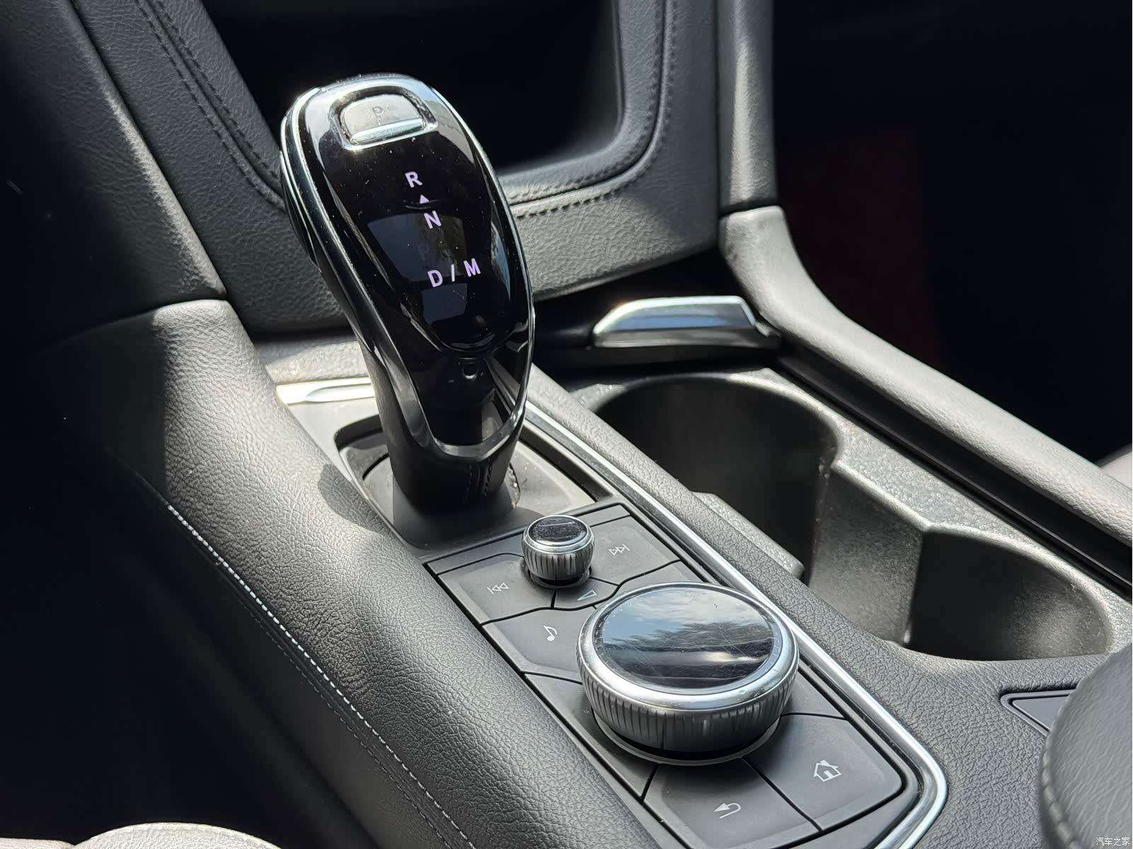 Cadillac XT5, 2022 9