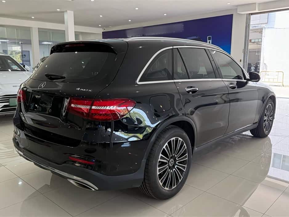 Mercedes-Benz GLC Mercedes-Benz GLC