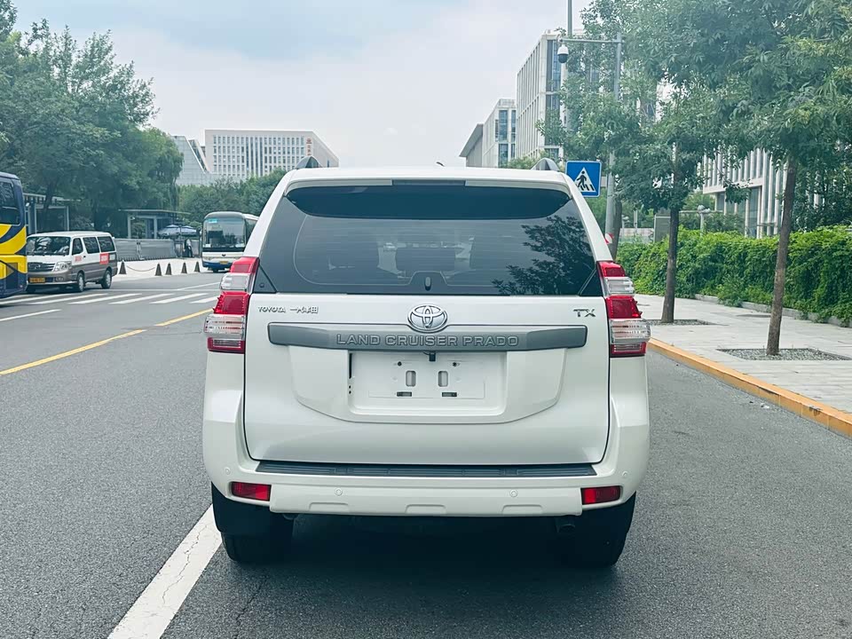 Toyota Prado