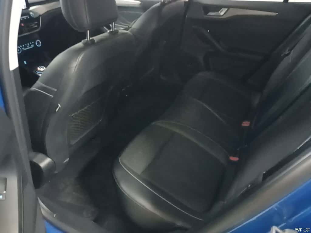 Ford Focus, 2019 17