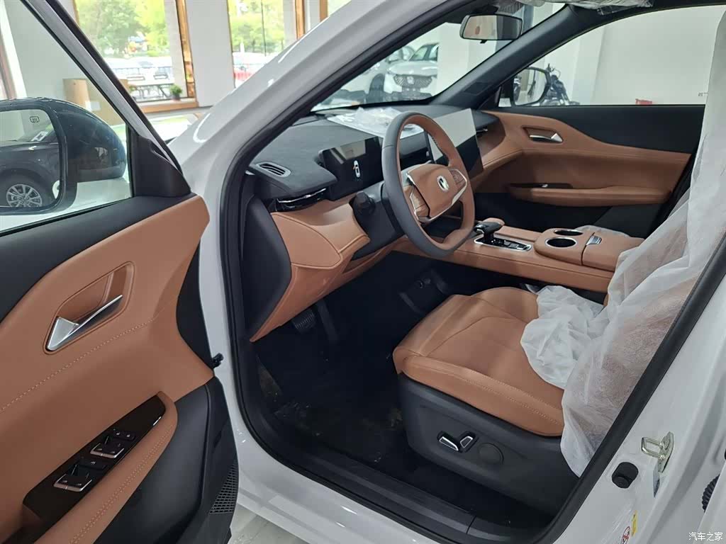 Changan UNI-Z, 2026 16