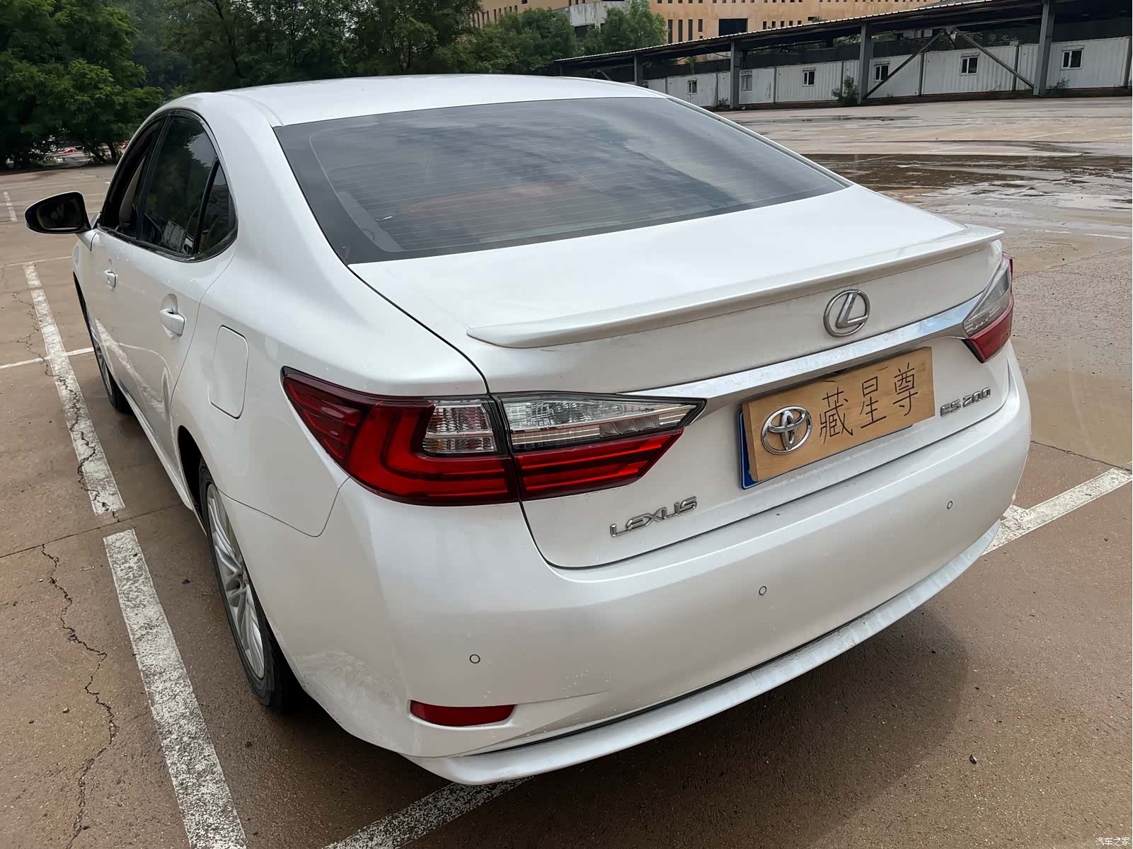 Lexus ES, 2015 7