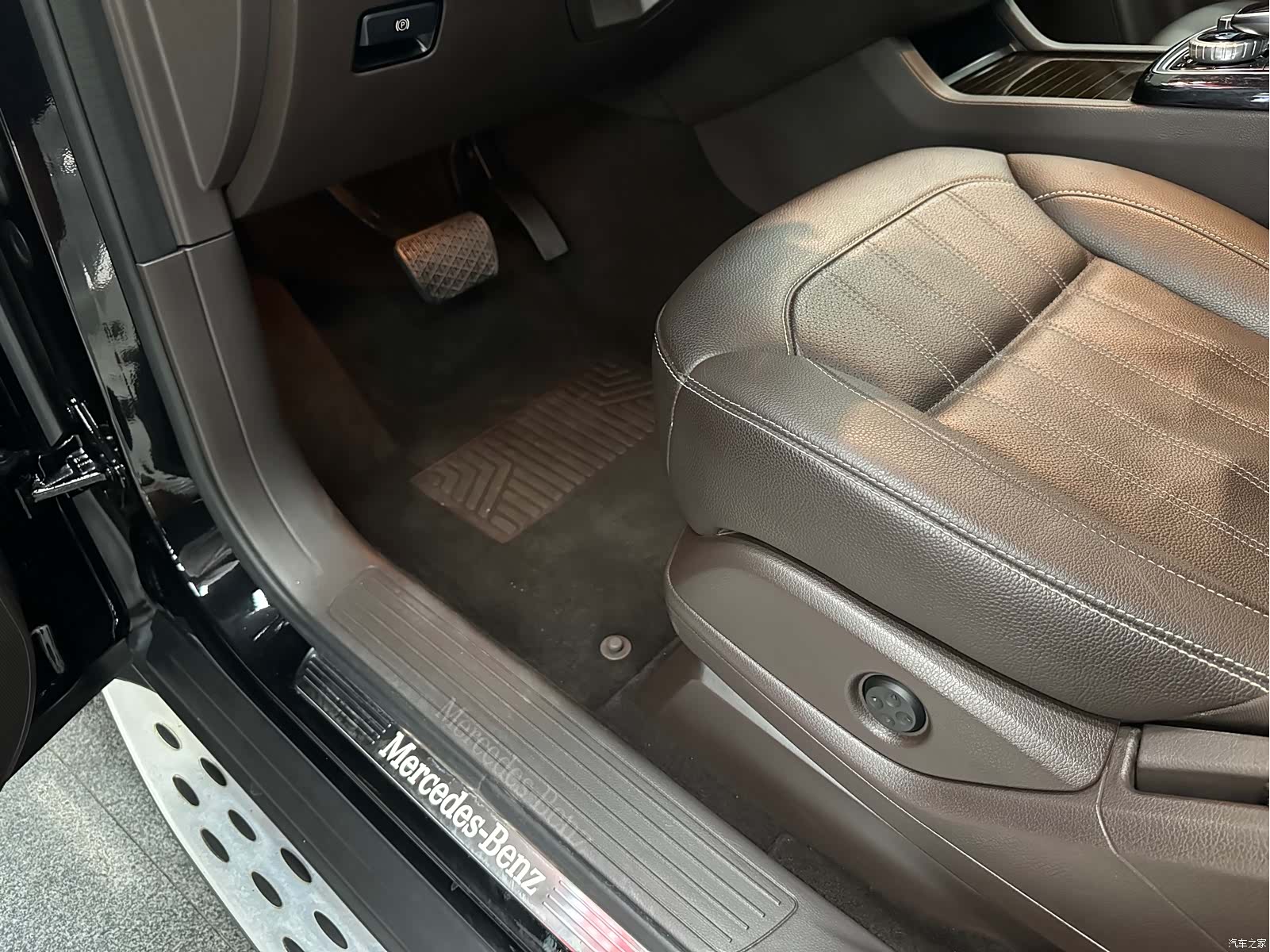 Mercedes-Benz GLS, 2019 16