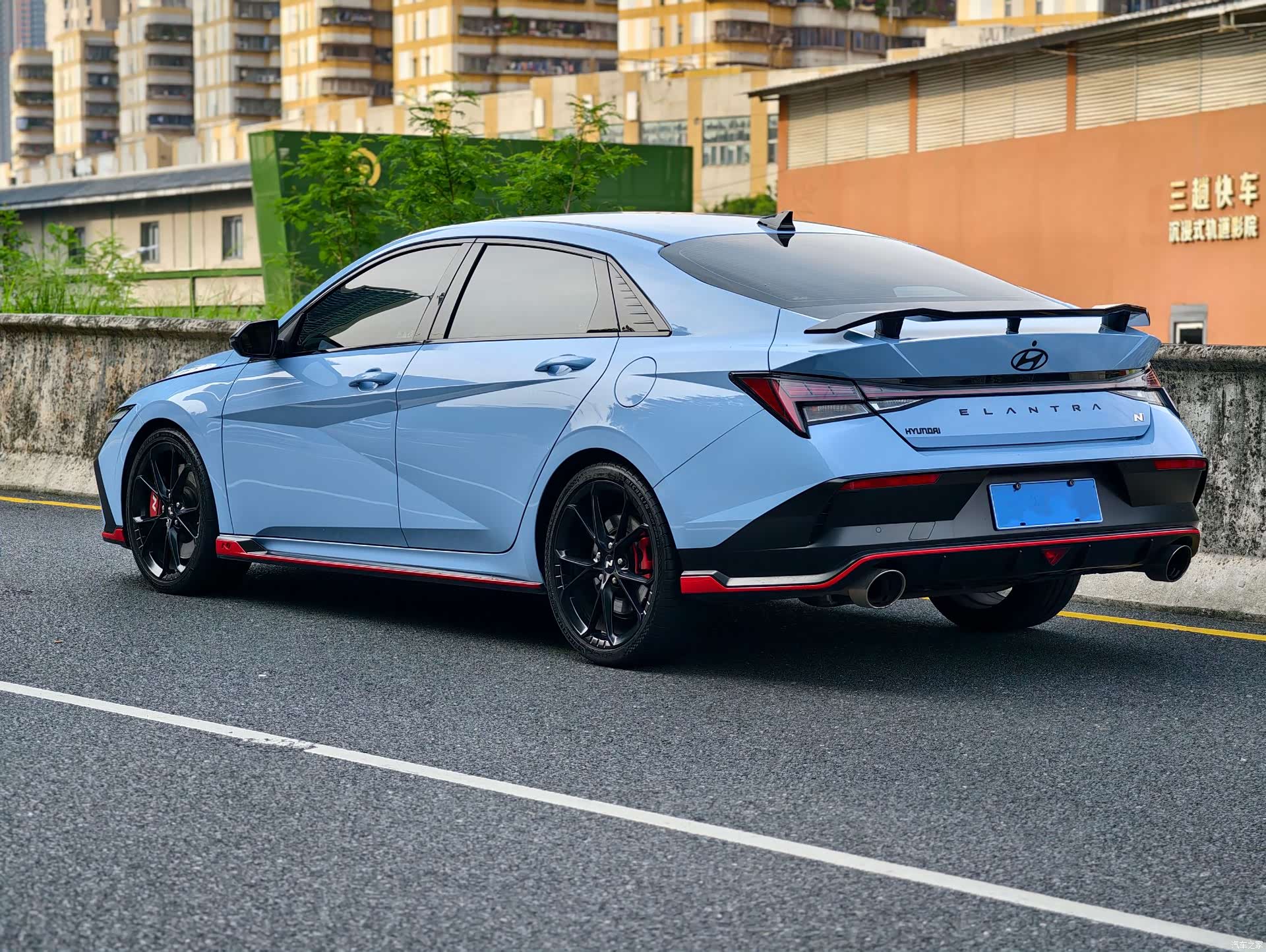 Hyundai Elantra, 2024 4