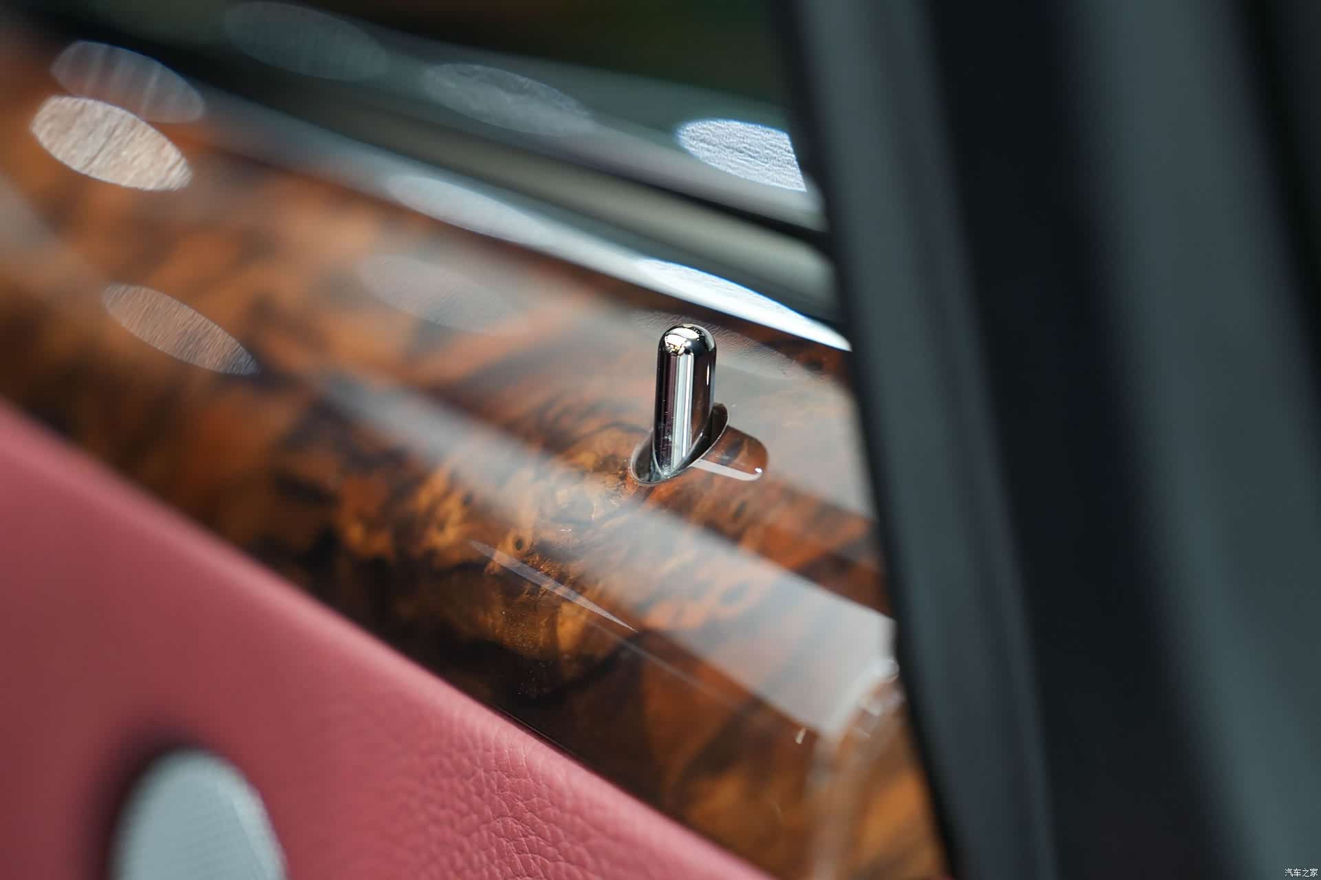 Rolls-Royce Ghost, 2017 17