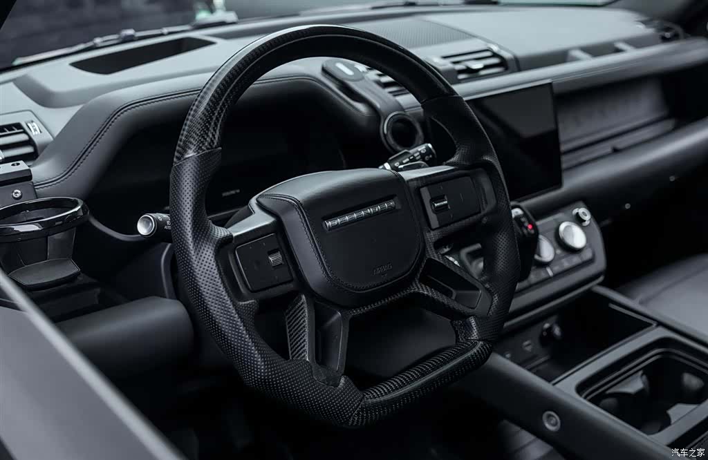 Land Rover Defender, 2023 21