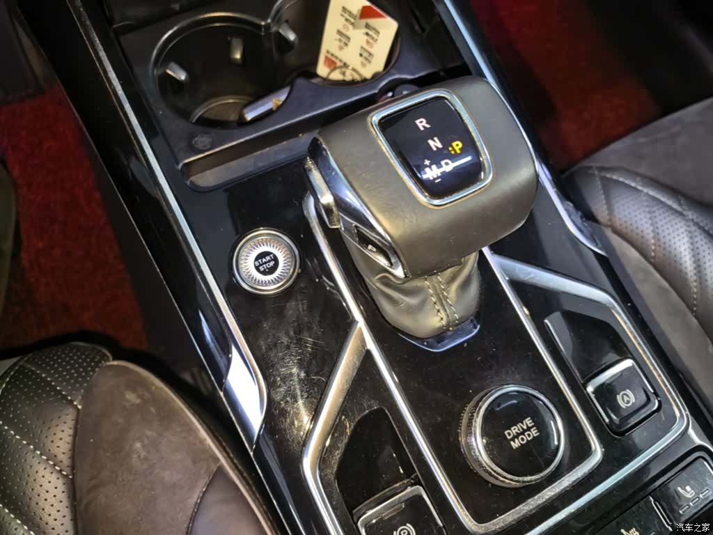 Hongqi HS5, 2022 14